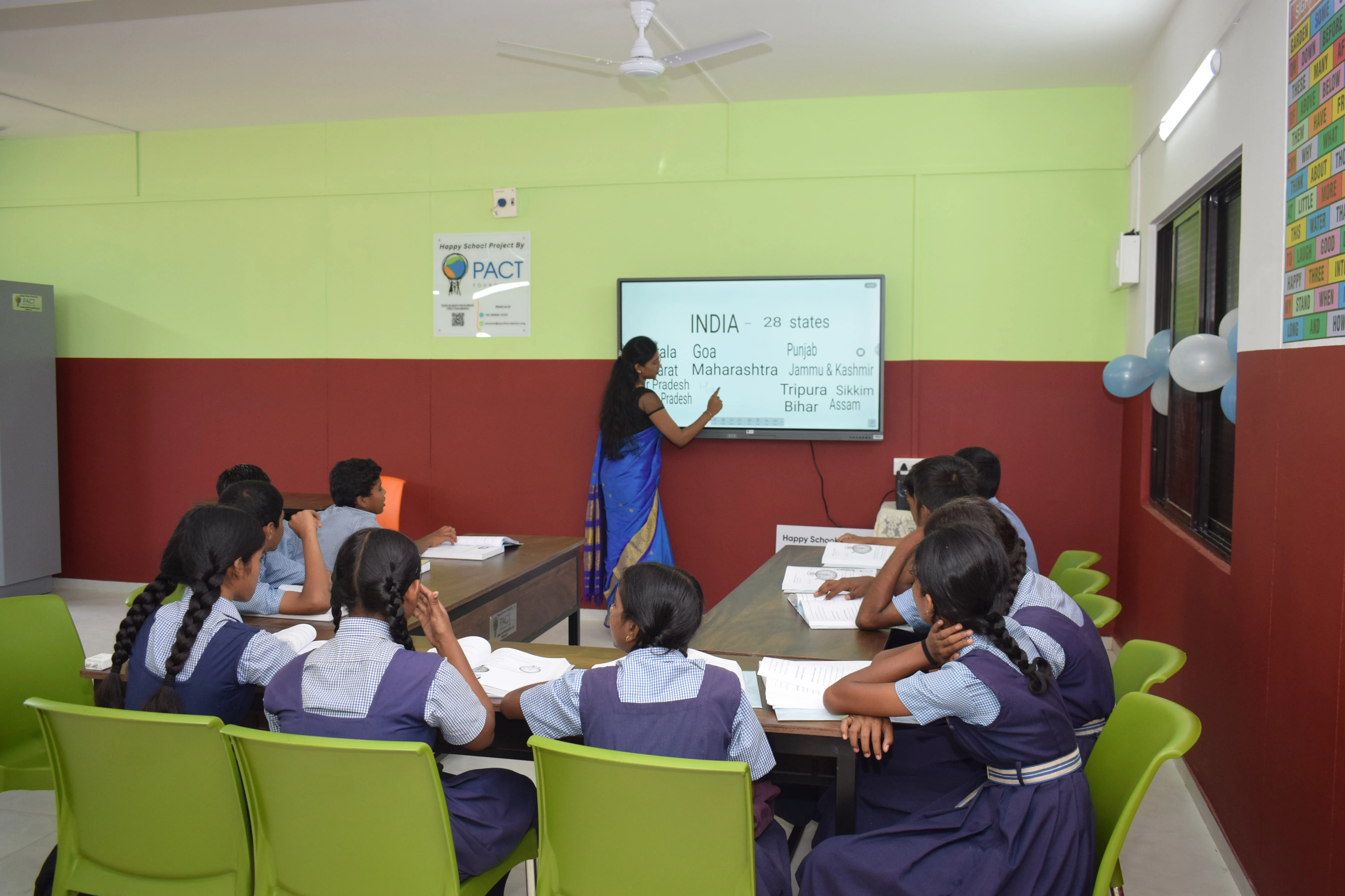 Happy School Project - Modern classroom